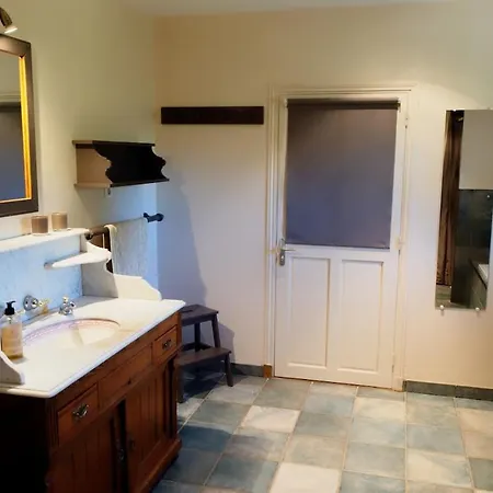 Holiday home La Maison D'aubigny 15 Personnes
