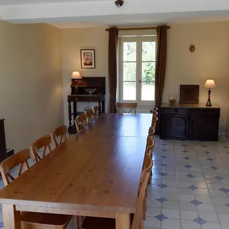 La Maison D'aubigny 15 Personnes Holiday home